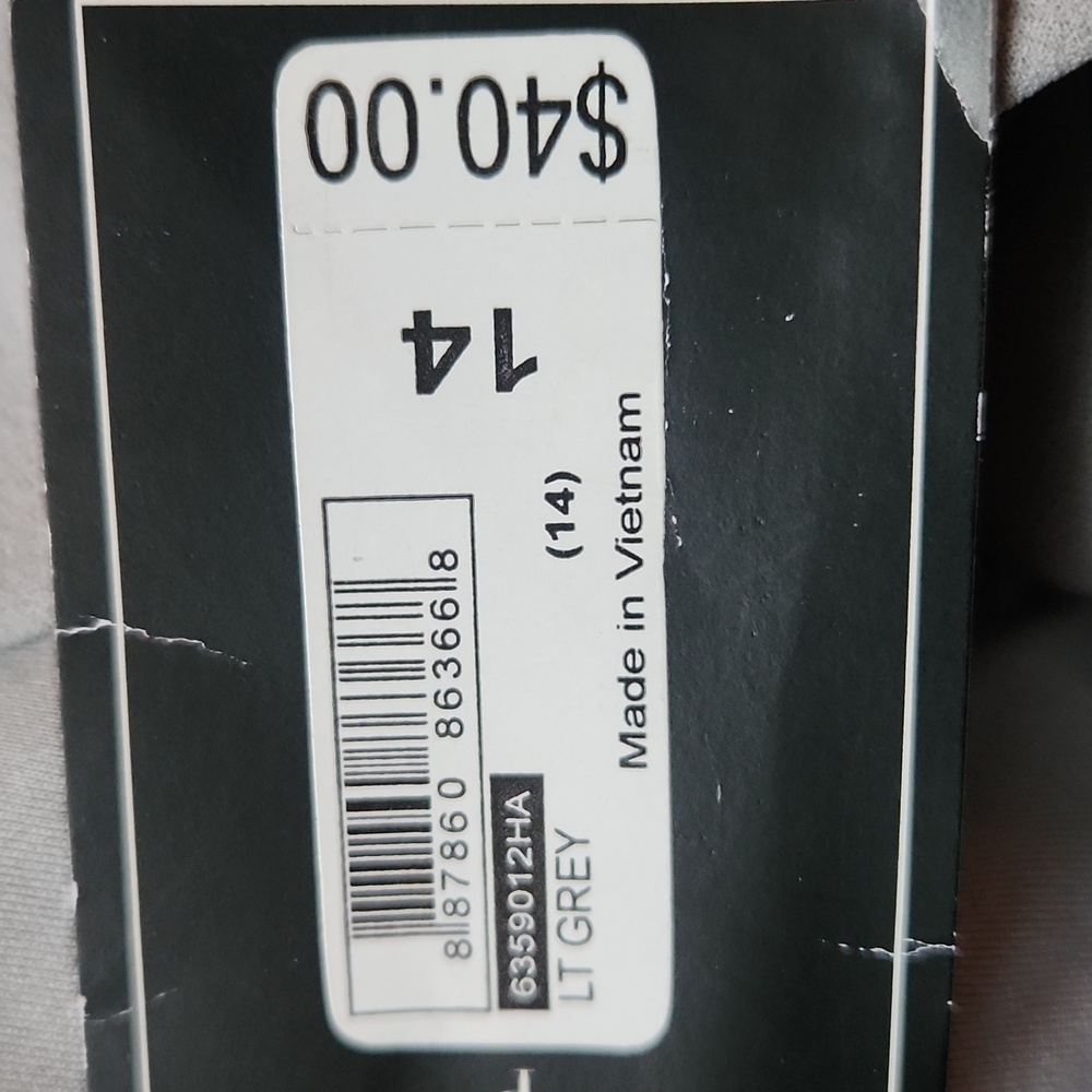 Counterparts Grey Pull On Capri Pants With Side Pockets. NWT. Size 14 - Picture 5 of 8